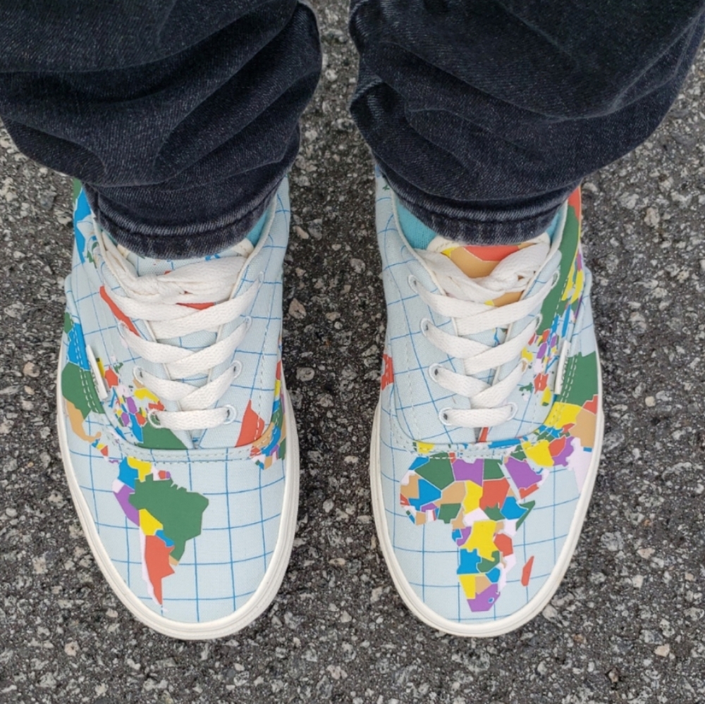 NWT VANS X U ERA SAVE OUR PLANET CLASSIC LOW TOPS